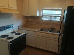 1411 Woodward St in Orlando, FL - Building Photo - Building Photo