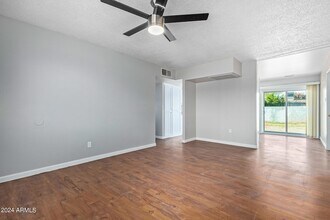 6134 W Mulberry Dr in Phoenix, AZ - Building Photo - Building Photo
