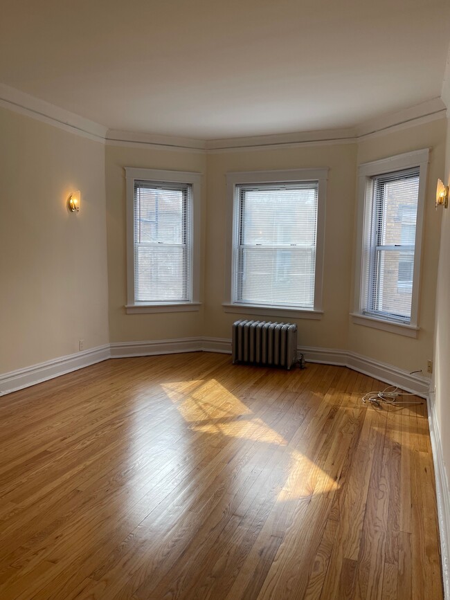 6970 N Sheridan Rd, Unit ONE BED