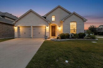 1009 Mesa Crest Dr in Haslet, TX - Building Photo - Building Photo