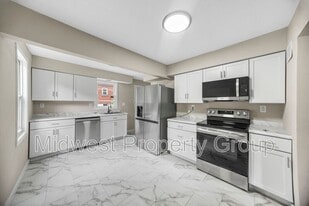 618 Wesley Ave in St. Louis, MO - Building Photo