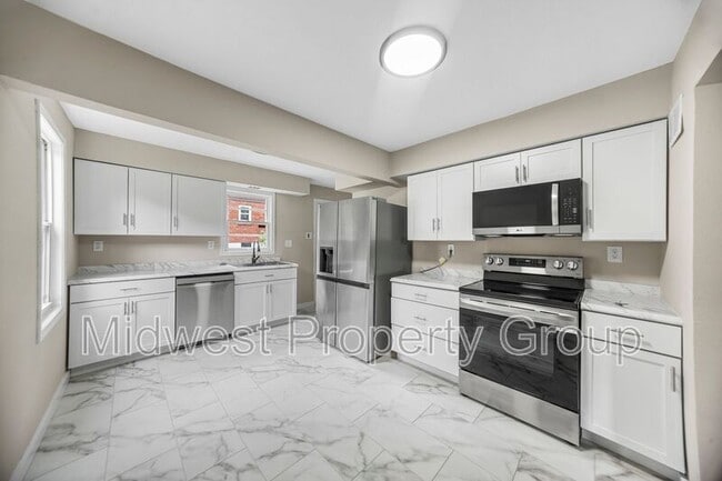 property at 618 Wesley Ave