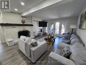 2082 River Rd W in Wasaga Beach, ON - Building Photo - Building Photo