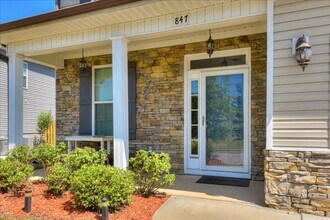 847 Williford Run Dr in Grovetown, GA - Building Photo - Building Photo