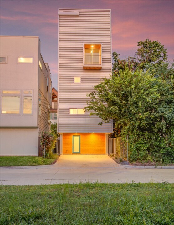 1315 Lakin St in Houston, TX - Building Photo