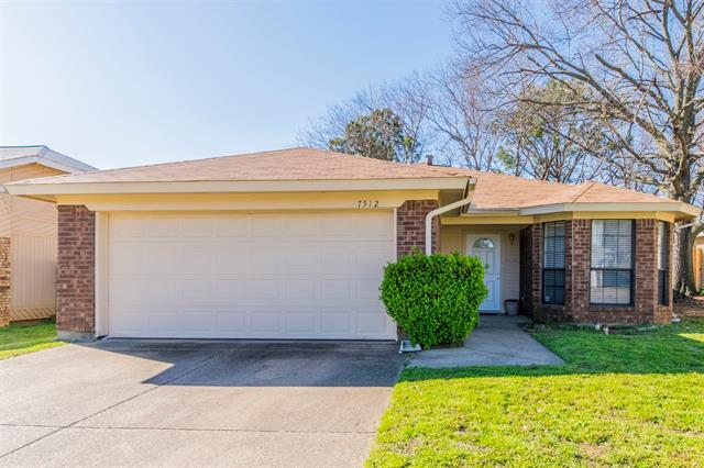 7512 Down Hill Dr in Fort Worth, TX - Building Photo