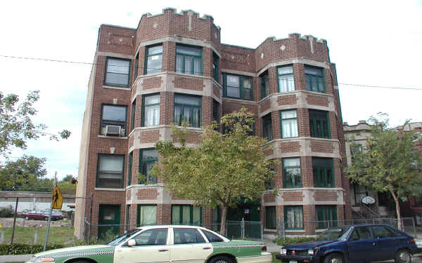 4908-12 N Winthrop Ave in Chicago, IL - Foto de edificio