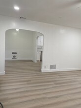 1216 S 7th St in Las Vegas, NV - Foto de edificio - Building Photo