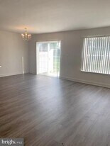 35 Locust Run Dr in York, PA - Building Photo