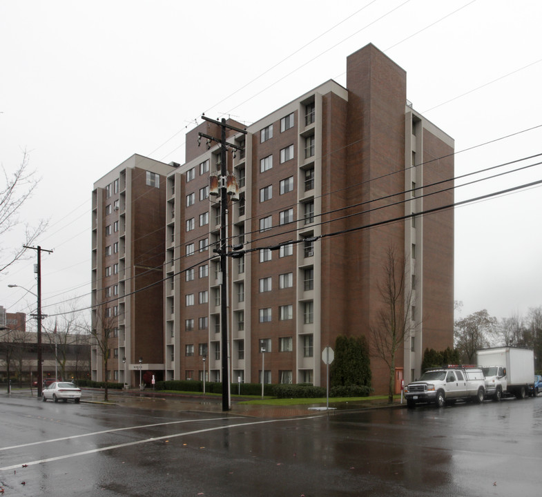 Van Vista Plaza in Vancouver, WA - Building Photo