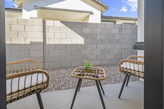 6606 W Paradise Ln in Glendale, AZ - Building Photo - Building Photo