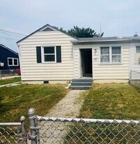 1237 N Michigan Ave in Atlantic City, NJ - Building Photo