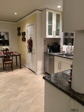 7 Monastery Rd, Unit 3 in Boston, MA - Building Photo - Building Photo