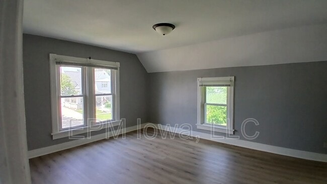 property at 949 13th St