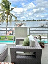 328 N Lake Dr in Lantana, FL - Building Photo - Building Photo