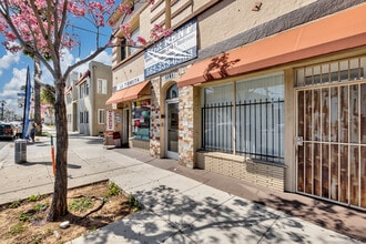 1141 Pine Ave. in Long Beach, CA - Building Photo - Building Photo