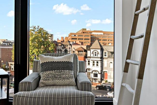 1841 7th St NW, Unit SI ID1395467P in Washington, DC - Foto de edificio - Building Photo