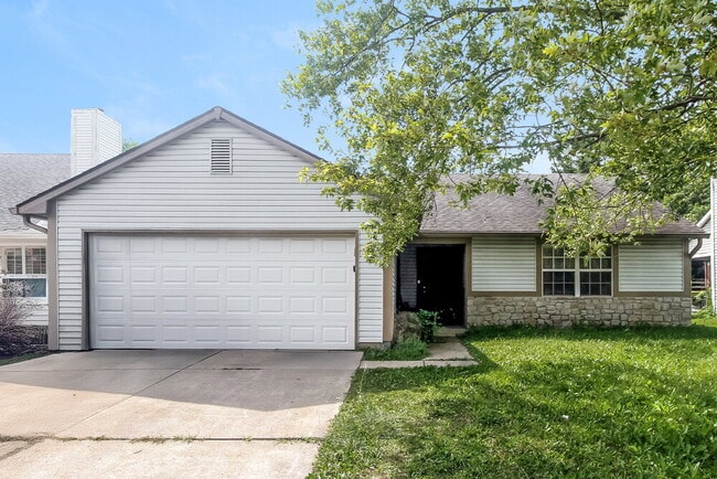 property at 2940 Greenview Way