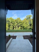 5011 Westmead Ln in Charlotte, NC - Foto de edificio - Building Photo