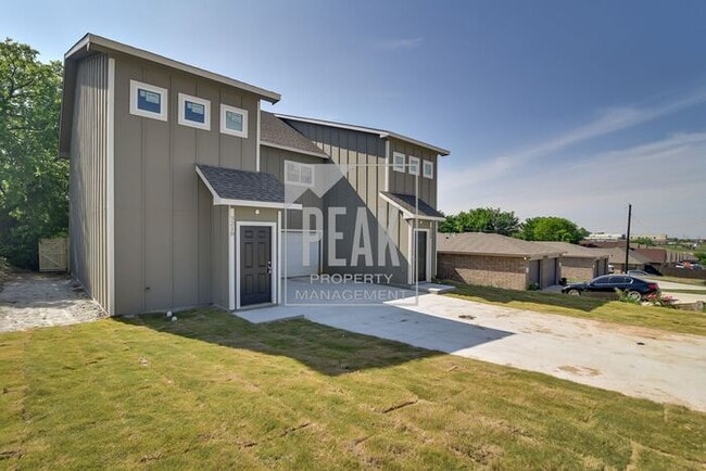 property at 3220 S Cherry Ln