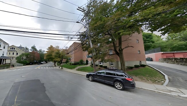 79 Chestnut St in Brookline, MA - Building Photo - Building Photo