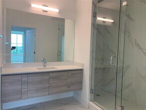 4100 Davie Rd in Davie, FL - Foto de edificio - Building Photo