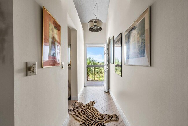 101 Ocean Bluffs Blvd-Unit -501 in Jupiter, FL - Building Photo - Building Photo