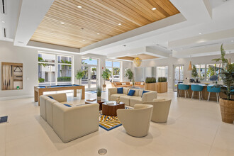 Serenity Stuart in Stuart, FL - Foto de edificio - Interior Photo