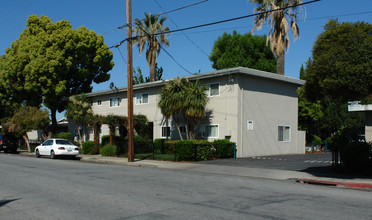 Sojo Apartments in San Jose, CA - Building Photo - Building Photo