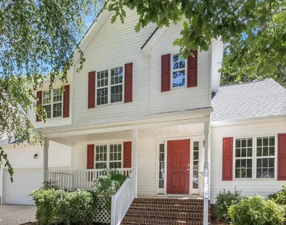113 Morena Dr in Holly Springs, NC - Building Photo