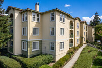 The Pavilions At Tyson Lane in Fremont, CA - Building Photo - Primary Photo