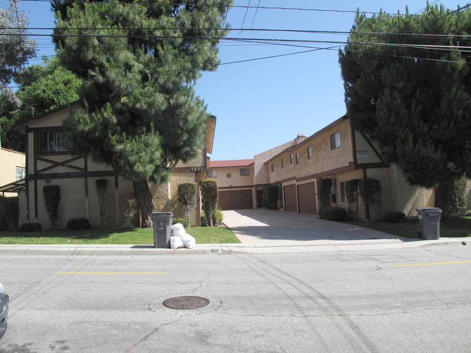 1821 Belmont Ln in Redondo Beach, CA - Building Photo