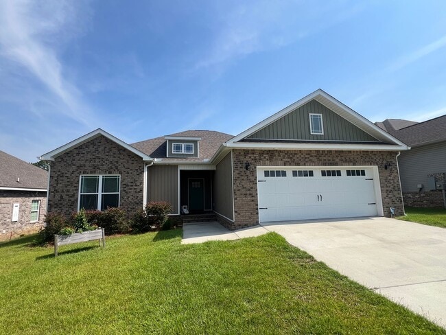 645 Valley Stream Dr in Enterprise, AL - Building Photo - Building Photo