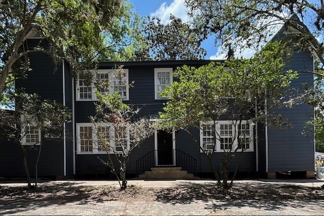 property at 3265 Ivanhoe St
