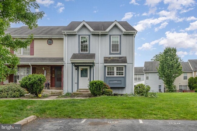 1140 Hedgerow Ln in Harrisburg, PA - Building Photo - Building Photo