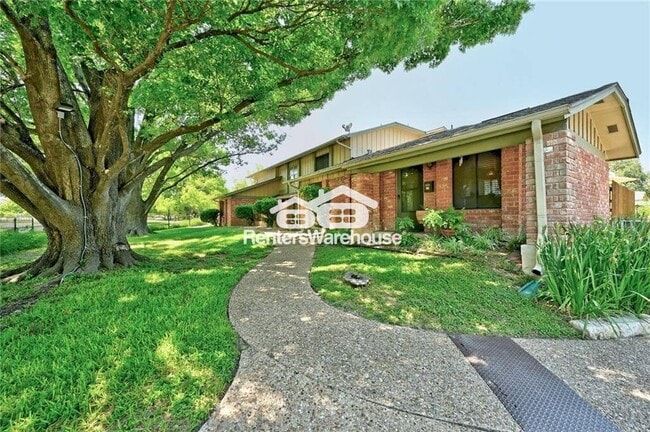 901 Park Village Cove in Austin, TX - Building Photo - Building Photo
