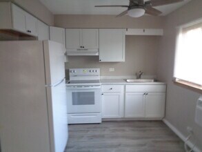 9644 S Kedzie Ave in Evergreen Park, IL - Building Photo - Building Photo