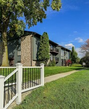 Tammany Hills Apartments in Lansing, MI - Foto de edificio - Building Photo