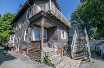 32 Cornell St, Unit 32 Cornell St Apartment in Rochester, NY - Building Photo - Building Photo