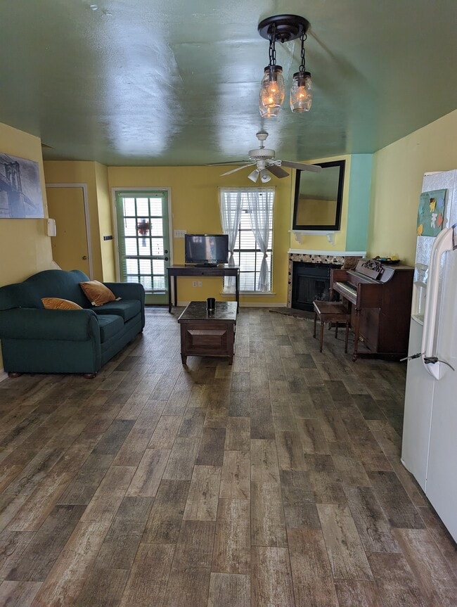 4360 Stumberg Ln in Baton Rouge, LA - Building Photo - Building Photo