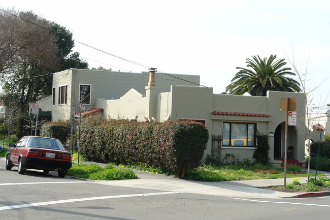 1380 Hopkins St in Berkeley, CA - Building Photo - Building Photo