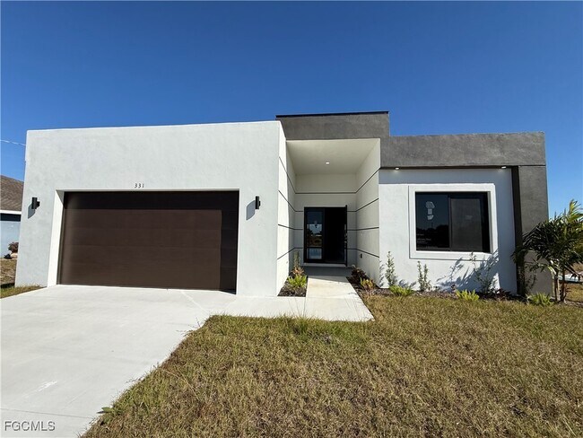 331 Rawlings Ave in Lehigh Acres, FL - Building Photo - Building Photo