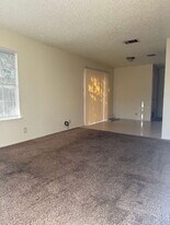 5219 Meadow Rise St in San Antonio, TX - Building Photo