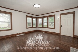 553 Hampton Ave in Toledo, OH - Building Photo - Building Photo