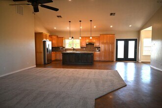 2460 Wranglers Retreat in Wichita Falls, TX - Building Photo - Building Photo