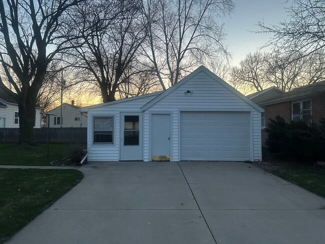 322 E 2nd St in Kimberly, WI - Building Photo - Building Photo