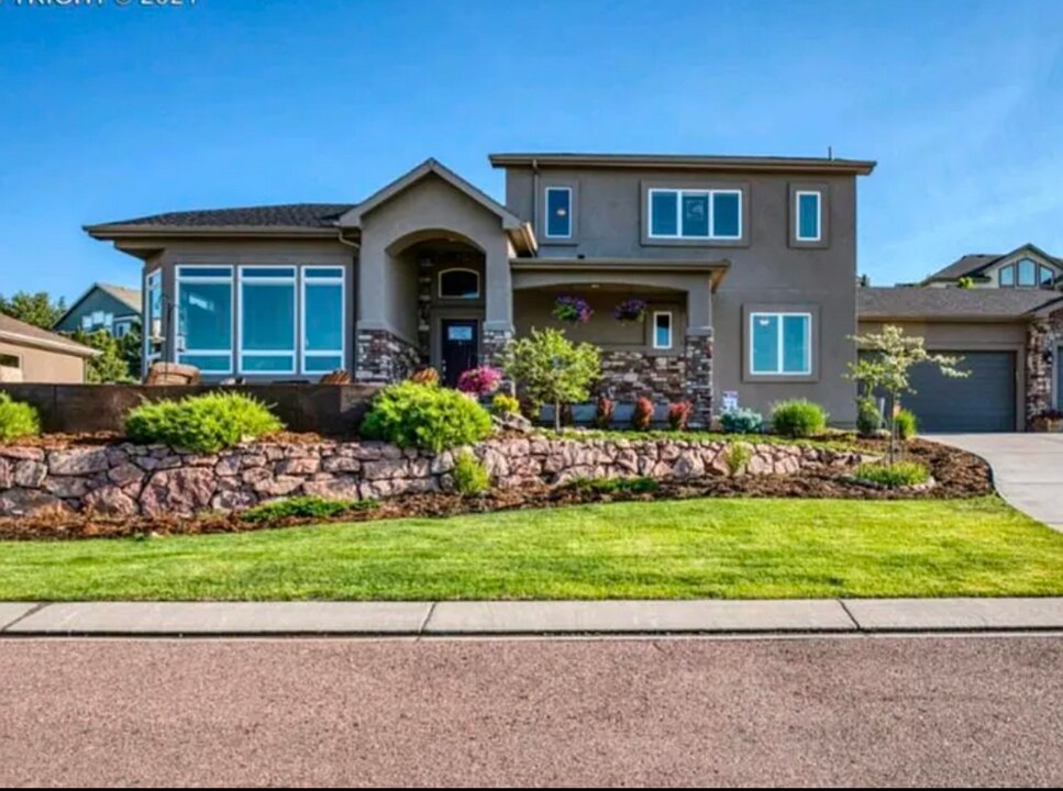 4576 Cedarmere Dr in Colorado Springs, CO - Building Photo