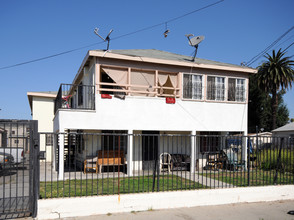 9551-9553 Compton Ave in Los Angeles, CA - Building Photo - Building Photo