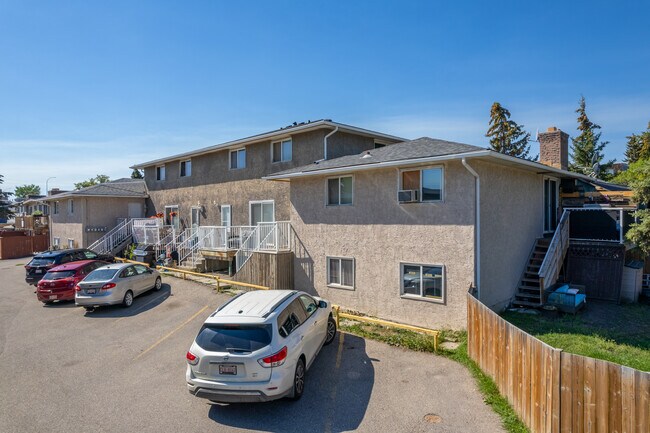 11404 Elbow Dr SW