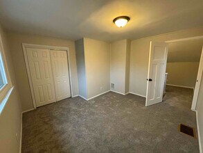 2804 Lowry Ave N in Minneapolis, MN - Building Photo - Building Photo